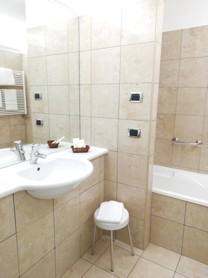 Delta Hotel Apartments 산도나토밀라네세 외부 사진